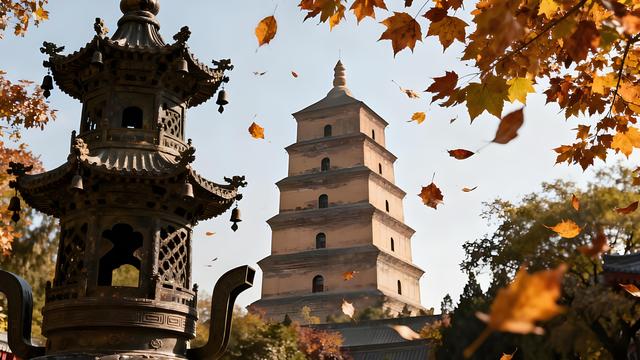 雁塔鎏金裁云影，秦岭披霞染秋光 — 漫步长安千年画卷里的清秋诗行