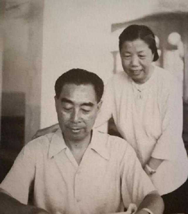 14年，李鹏坦白与周总理的真实关系：别人说我是他的养子，不正确