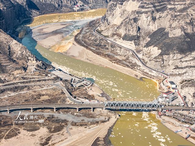 黄河流凌 蔚为壮观