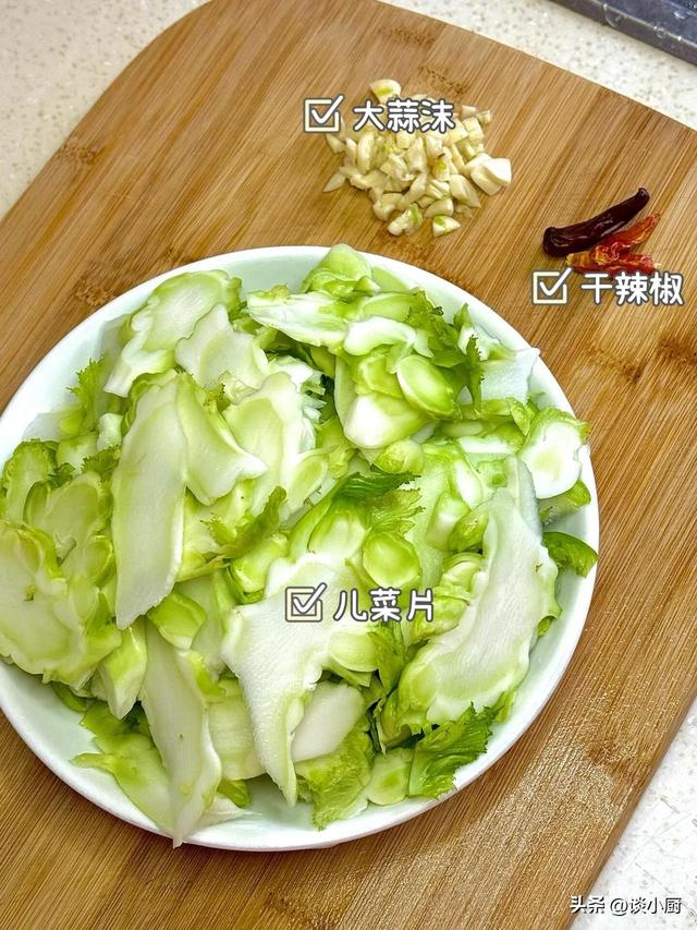 原来它是“推粪大王”！隔两天吃一次，排便顺畅	，全身都轻松