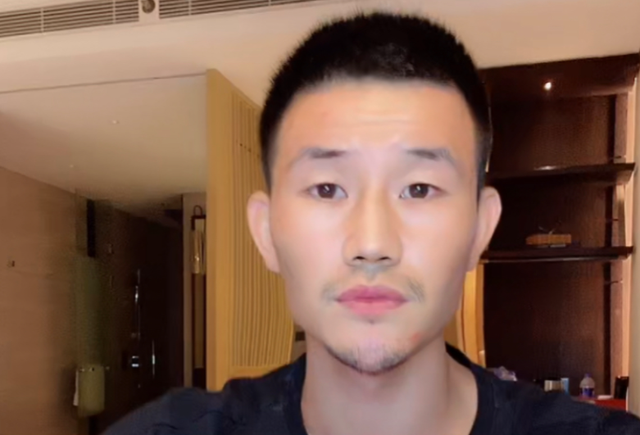 法院出手，嘎子哥谢孟伟再迎噩耗	，老婆跑路传闻真相大白才两个月