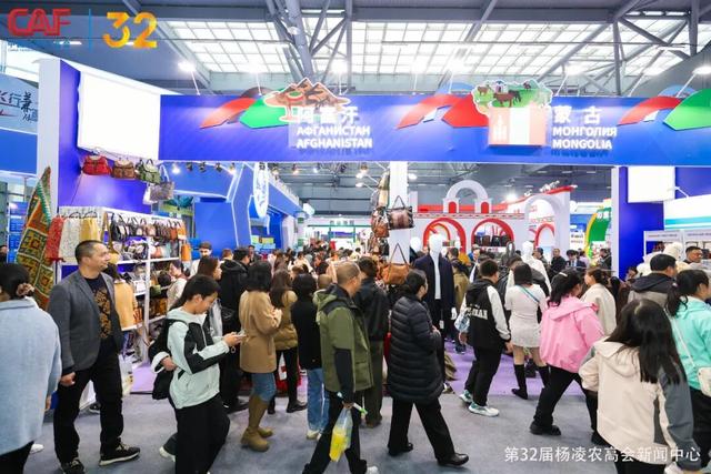 堪比“黄金周”热门景区！杨凌农高会人气蹭↑蹭↑蹭↑↑↑