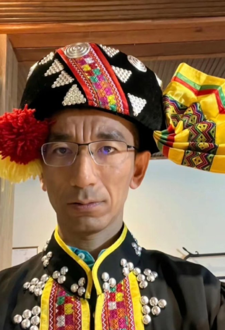 俞敏洪官宣孙东旭离职东方甄选，文案信息量大，证实董宇辉没说错