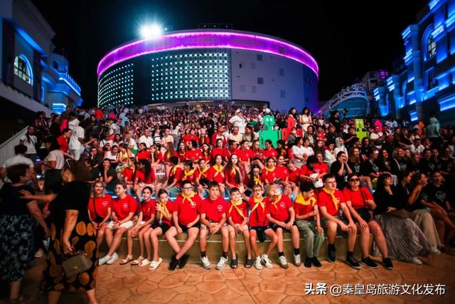 向世界递出秦皇岛“山海名片”，北戴河、山海关双榜题名，闪耀国际！