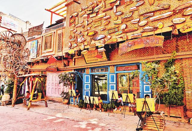 中国最任性的城市：晚上11点天还亮着，这里的人从不早起