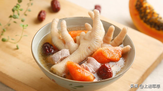 阿胶能跟花胶还有蛋白粉一起吃 2025年阿胶可以和花胶一起吃吗