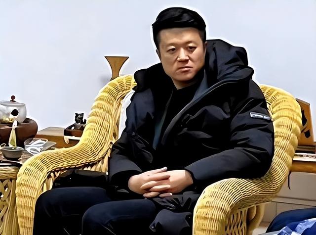 中企非洲土皇帝王垚：生活奢靡、美女成群，为啥却多次获官媒表扬