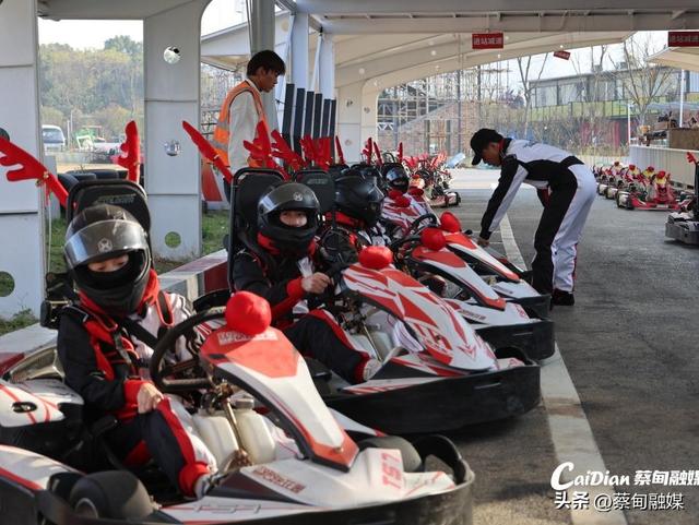 飙车看“雪”，蔡甸冬日体验玩法上新