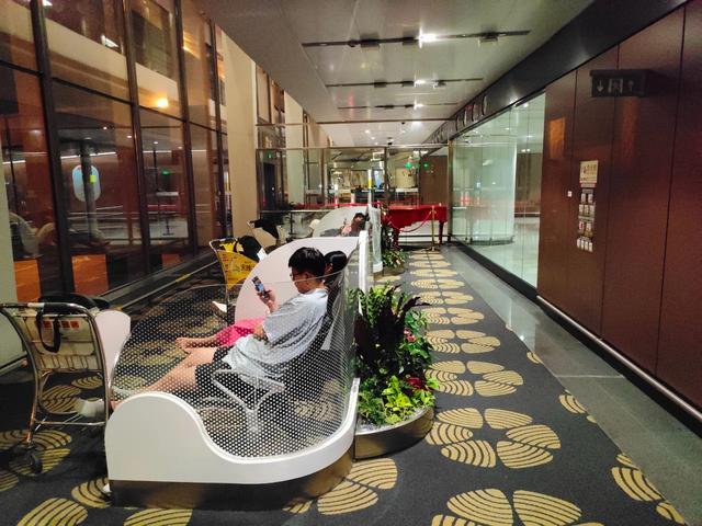 京津沪机场免费过夜攻略：如何不花钱还睡得好