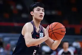 这是真没钱了！广东男篮注册6个A1类7个B类球员，全队仅一人顶薪图片