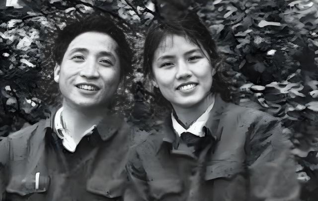 75岁的姜昆最大的遗憾，女儿46岁仍旧没有结婚养子成了他的骄傲。