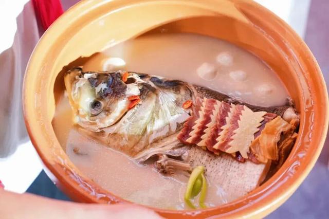 此心安处是黄山｜一位跑者的35场马拉松后，在徽州找到精神归乡 | 皖美冬日 | 第十五届安徽国际文化旅游节