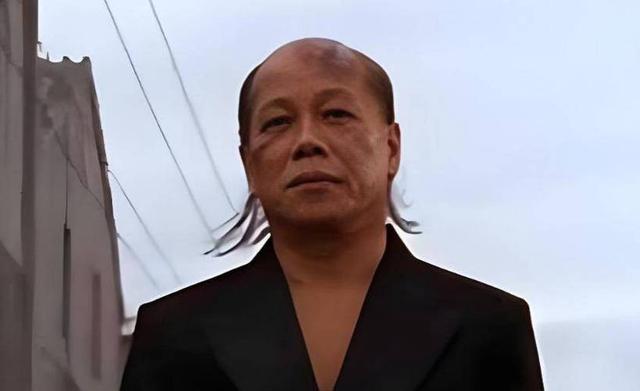 梁小龙去世早有预兆，关门弟子爆料3个“不良爱好”	，都是催命符