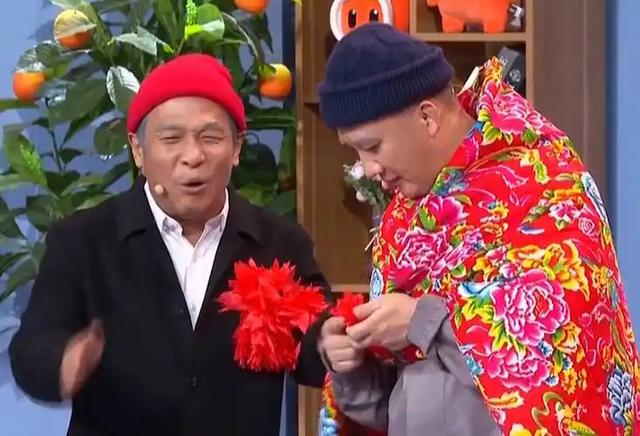 不到2天，央视2次发文宣布春晚新动作，网友：这次终于要听劝了