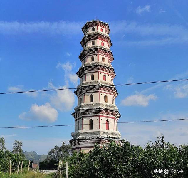 广西来宾市省道边的国宝级文物，明朝迁江武举人修建而得名文辉塔