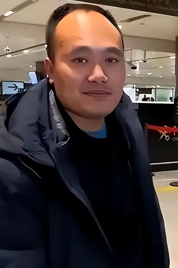 北京大姐爱上小19岁僧人，豪掷500万盖寺庙，婚后12年现状如何