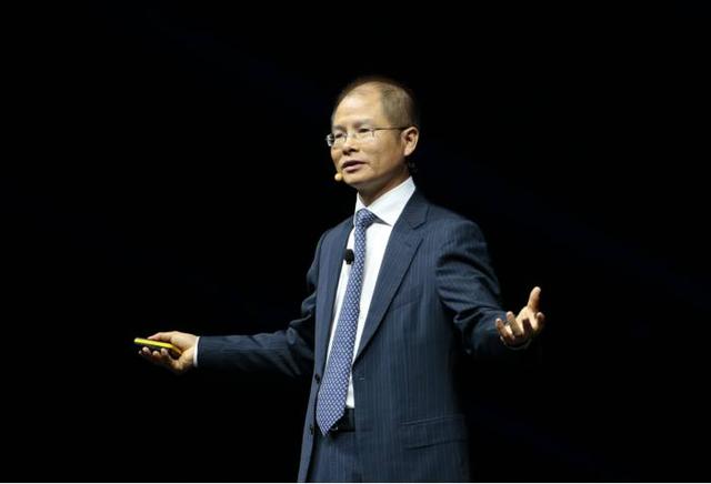 他才是任正非最信任的2号人物！稳居华为权力核心15年，战功赫赫