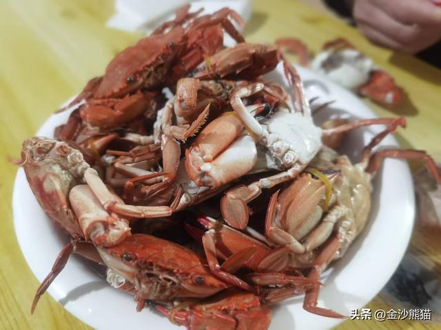 打卡屿头岛厝梁礁"一线天" 登上平潭岛 双龙连续第三年千里走双骑3