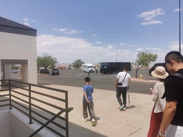 印第安人，美国163号公路，纪念碑谷，下羚羊谷和马蹄湾