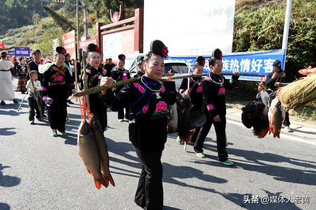 贵州雷山西江镇黄里苗寨万客进寨同庆浓浓苗乡年味