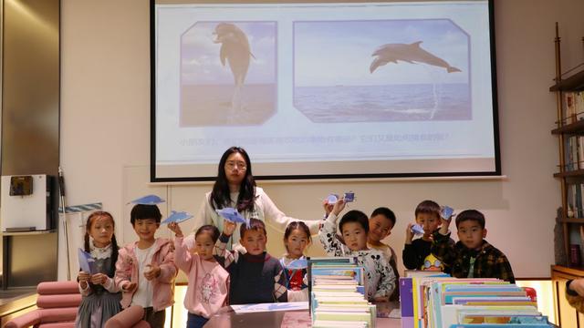 VR“潜入”深海！咸安这场沉浸式阅读解锁科普新体验