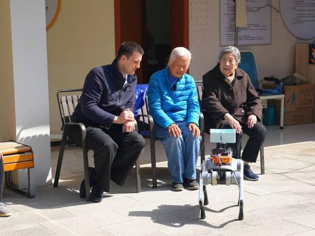 “全球机器人乐园”空降杭州