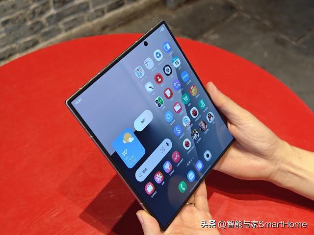 轻薄、性能、影像的铁三角 深度体验三星Galaxy Z Fold7