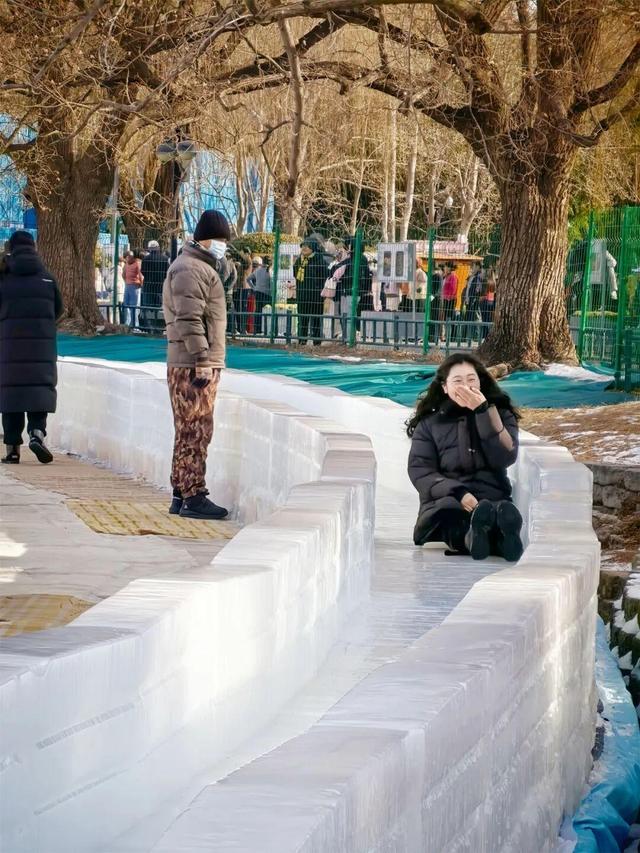 80米超长冰滑梯又双叒来啦！还有企鹅巡游