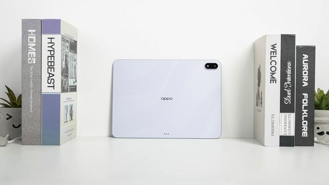 OPPO Pad 5 幸运紫：流光丝绸质感拉满，轻薄机身尽显时尚随性