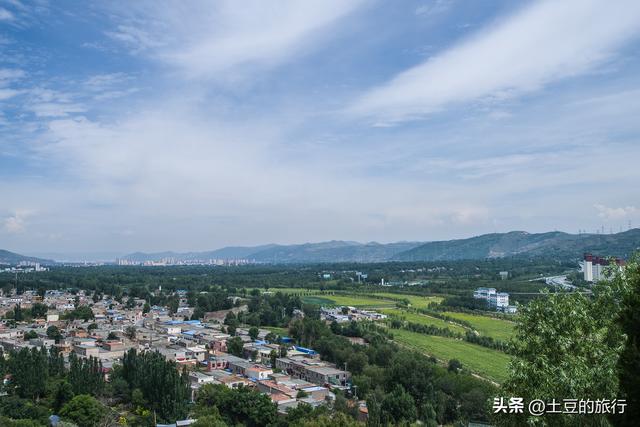 第40，青海西宁扎麻隆凤凰山，九天圣都，昆仑文化的龙头景点