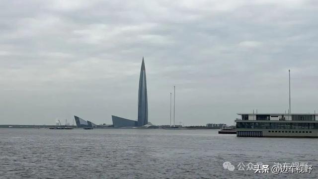 涅瓦河船歌与十二月党人广场——俄罗斯十日赏秋纪行之九