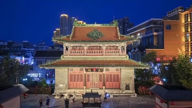 南开区夜景流光溢彩映盛会