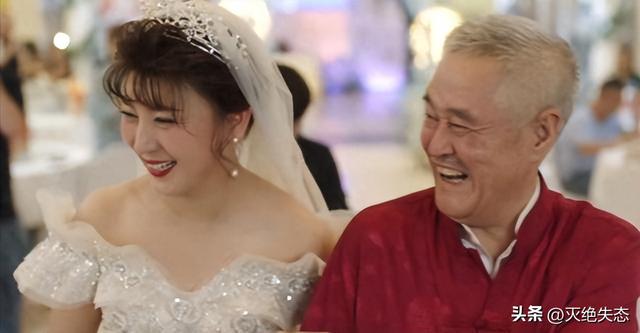 闫学晶风波终于落幕，6个男人惨遭牵连，儿媳与继女最不好过