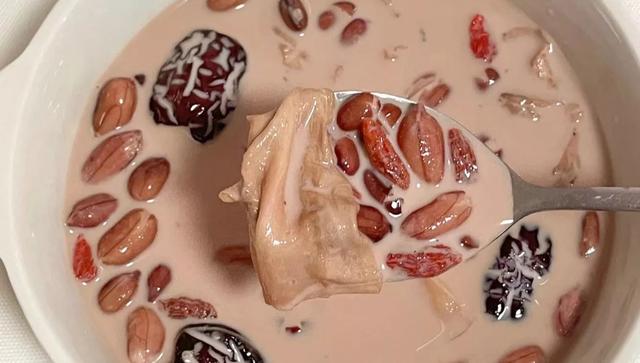 花胶红豆炖牛奶做法大全 2025年花胶红豆炖牛奶做法大全视频 花胶红豆炖牛奶做法大全 2025年花胶红豆炖牛奶做法大全视频