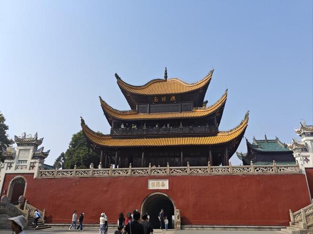 岳阳楼：承载历史与人文的江南瑰宝