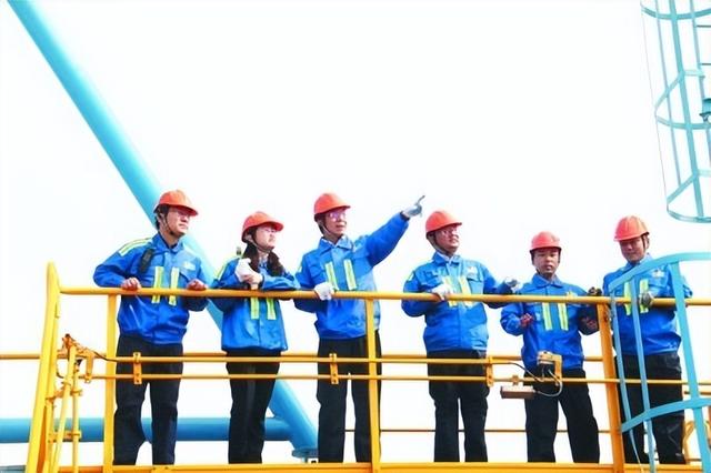 自动化码头：出手即掀桌！中国为啥让西方先跑20年？