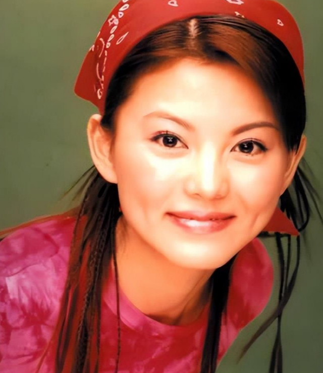 演都不演了！李湘回娘家晒照片不到2天	，恶心一幕就出现了