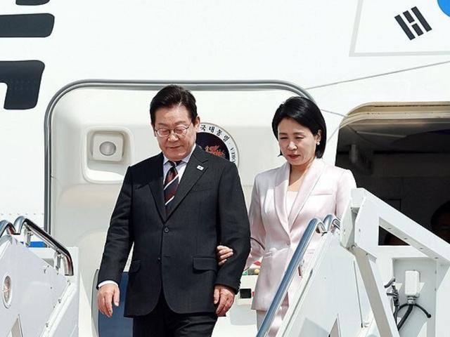 高市安排妥了，李在明在日本吃晚宴	，饭还没下肚，中方先回了14字