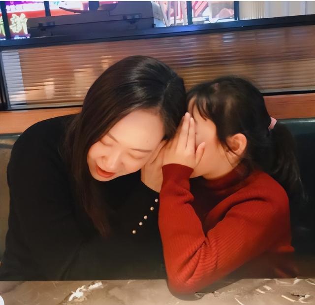女排名将米杨：当年与王宝泉闹矛盾引轰动，再婚嫁排球帅哥当继母