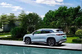 比亚迪旗下最值得入手的15万级别新能源车，就看这三款图片