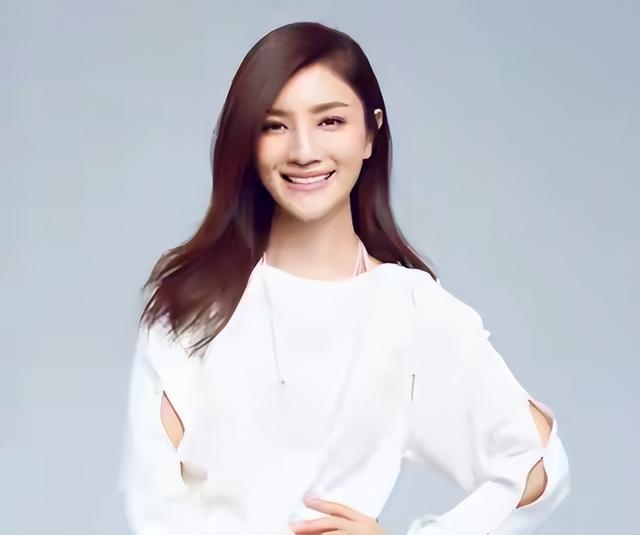 钱再多有什么用？50岁胡可近况曝光，给当代女星敲响了警钟