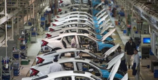 被捏中死穴，日本国内大乱，高市彻底慌了神，紧急讨饶也没用