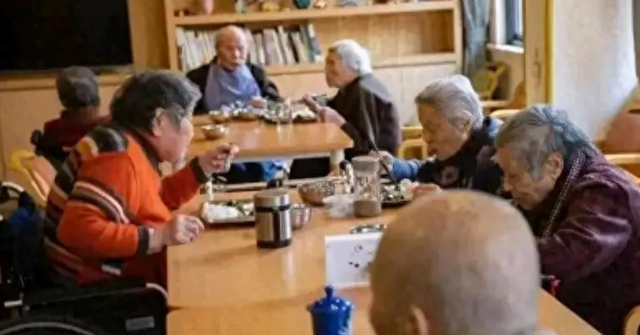 养老院逐渐退出舞台，预计到2025年后，许多养老院将面临关门潮