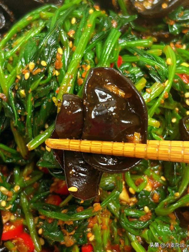立秋后，这菜使劲吃，它是养肝高手，隔天吃一次，清肝排毒又明目