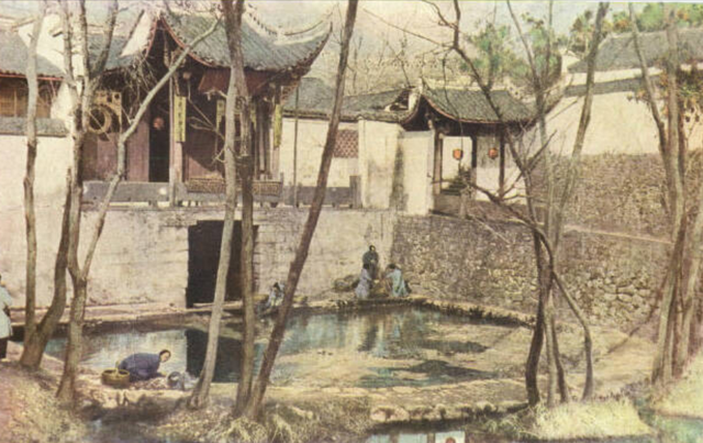 “有”去两横变成“冇”，南方人常挂在嘴边，这字怎么念啥意思？