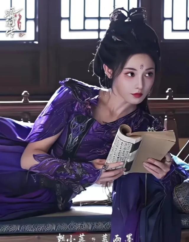 女演员长相有多重要？看《暗河传》35岁彭小苒和26岁杨雨潼就知道