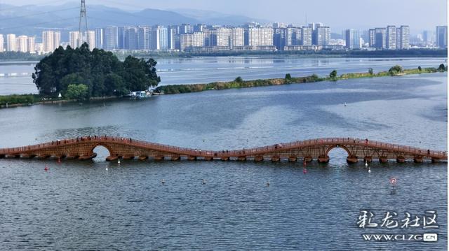 东风坝开合浮桥打个卡