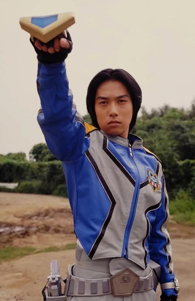 你相信光吗——奥特曼家族大全集