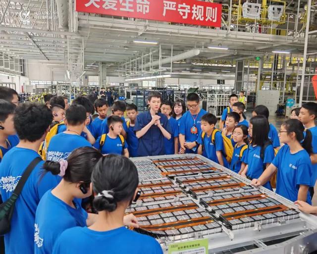 夯实“科技+文旅”新底座！第五届成渝双城青少年科技雏鹰研学营圆满结束
