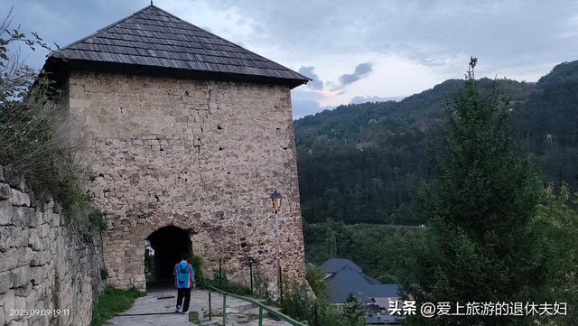 波-塞自由行第12天：莫斯塔尔到亚伊采，两座风格完全不同的城市